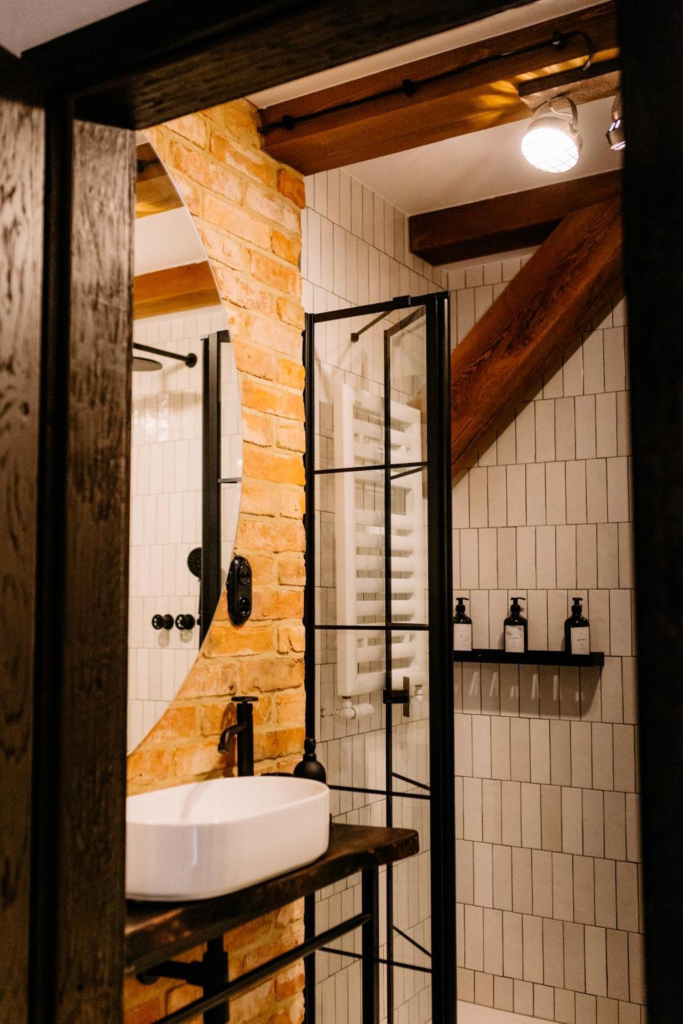 Loft 16 - Luksus & Relax - Wanna, Netflix, Parking * Iława